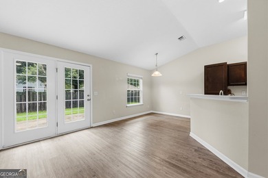 Welcome home to this sweet 3-bedroom, 2-bathroom home located in - photo 10