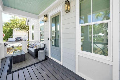 This beautifully designed single-level home features 3 bedrooms - photo 6