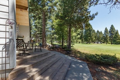 Perfectly positioned on Hole #1 with sweeping views of Holes #18 - photo 22