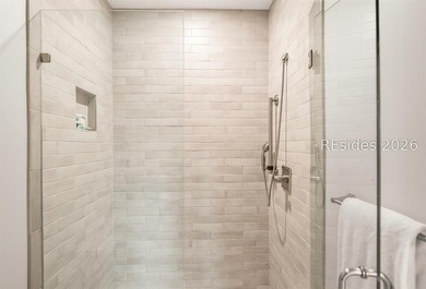 Welcome to 5 Tradewind Lane, a stunning coastal retreat in the - photo 23