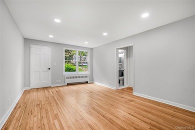 Beautifully renovated 1-bedroom lower-level unit in the - photo 5