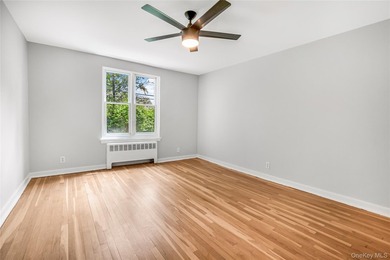 Beautifully renovated 1-bedroom lower-level unit in the - photo 7