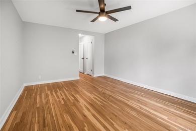 Beautifully renovated 1-bedroom lower-level unit in the - photo 10
