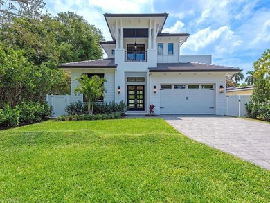 NEW CONSTRUCTION IN LAKE PARK **CUSTOM COASTAL LUXURY** - photo 1