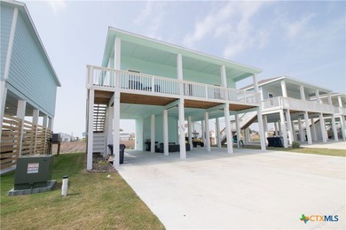 Welcome to this stunning Like-New Coastal home in the desirable - photo 2