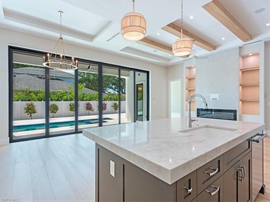 NEW CONSTRUCTION IN LAKE PARK **CUSTOM COASTAL LUXURY** - photo 4