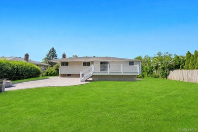 Welcome to 3 Bayberry Drive in the heart of Saint James! This - photo 7
