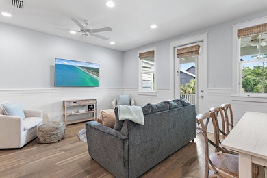 Ideally positioned overlooking the pool and just a short walk - photo 4