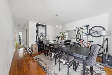 Move right into this spacious semi-detached two-family home - photo 5