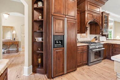 SOUGHT AFTER SUGAR RUN PROPERTY, POSITIONED ON THE PRESTIGIOUS - photo 24