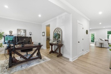 Welcome to the Tifton - one of Beazer Homes' most popular floor - photo 8