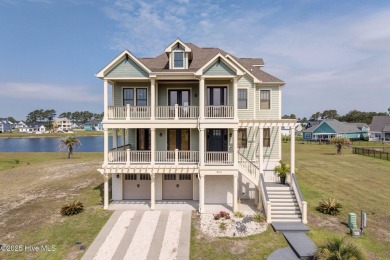 Lake Home For Sale in Holly Ridge, North Carolina