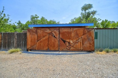 Charming North Valley retreat tucked away in a peaceful setting - photo 4
