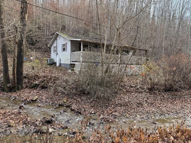 Kentucky River Home For Sale in Beattyville Kentucky