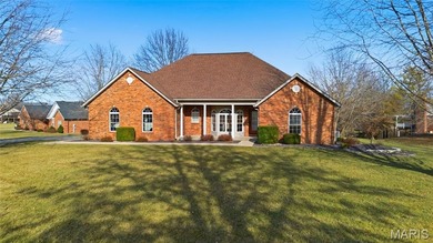 (private lake, pond, creek) Home For Sale in Smithton Illinois