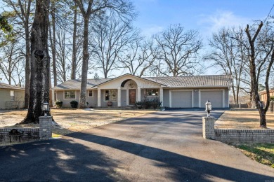 Lake Home For Sale in Hot Springs National Park, Arkansas