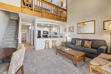Wake up to sweeping ocean views in this bright and spacious - photo 5