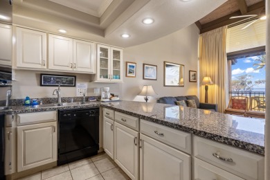 Wake up to sweeping ocean views in this bright and spacious - photo 8