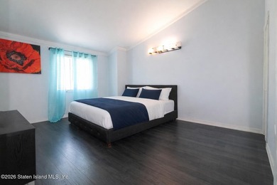 GORGEOUS BIG 3 BEDROOM 2 BATHROOM END UNIT CONDO. IT'S AN - photo 13