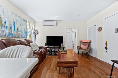 Brick fully detached 4-family with close to 4000 square feet - photo 14