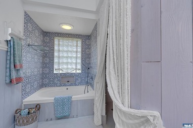 Hobby Farm, Multi-generational living? Farm-to-table lifestyle? - photo 21