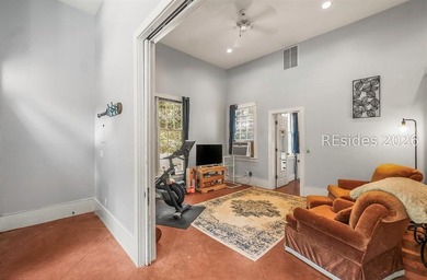 Charming 1940s ranch full of character, featuring spacious front - photo 36