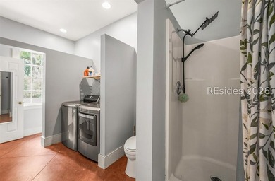 Charming 1940s ranch full of character, featuring spacious front - photo 44