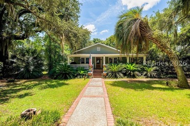Charming 1940s ranch full of character, featuring spacious front - photo 47