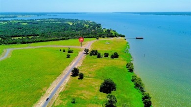 Lake Lot For Sale in Corsicana, Texas