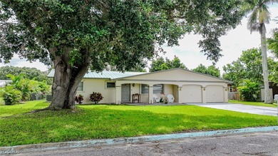 Lehigh Acres Area Home For Sale in Lehigh Acres Florida