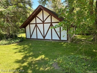 Lake Acreage For Sale in Davisburg, Michigan