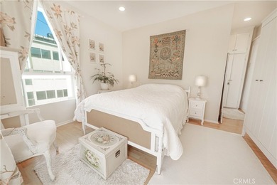 Coastal Living at Its Best! Experience the charm of beachside - photo 15
