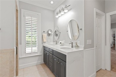 Elegant Mediterranean residence with a striking Spanish S-tile - photo 22