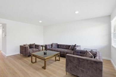 Welcome to this beautifully fully renovated 2-bedroom - photo 4