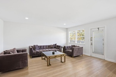 Welcome to this beautifully fully renovated 2-bedroom - photo 5