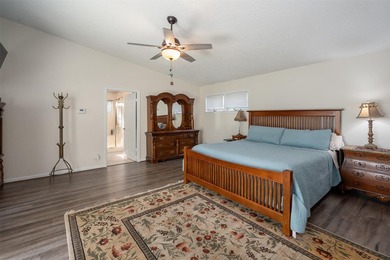 Welcome to your waterfront retreat on Cedar Creek Lake in the - photo 30