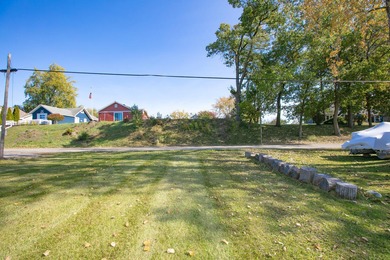 Rare opportunity to build a new home with frontage on Baldwin - photo 4