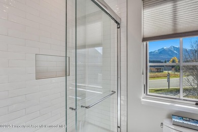 Modern Contemporary Living in River Valley Ranch, Carbondale, CO - photo 52
