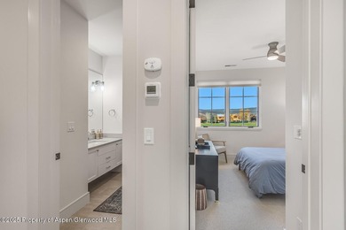 Modern Contemporary Living in River Valley Ranch, Carbondale, CO - photo 56