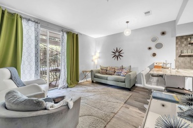 Sleeps 4! This beautifully updated 2nd-floor end-unit 1-bedroom - photo 9