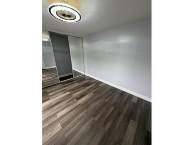 Welcome to this beautifully renovated, move-in ready 2-bedroom - photo 19