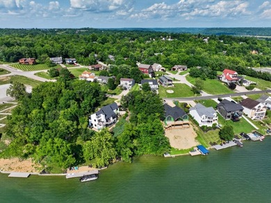 Want to live on the lake but prefer to build your dream home? - photo 9