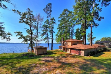 Toledo Bend Lake Home For Sale in Hemphill Texas