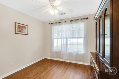 Filled with natural light and designed for comfortable living - photo 25