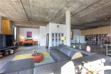 The iconic Temple Lofts complex delivers the original - photo 28