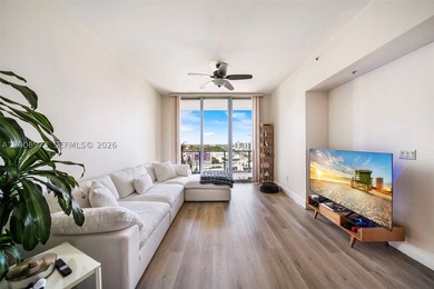 Positioned in the heart of Midtown, this exceptional one-bedroom - photo 3