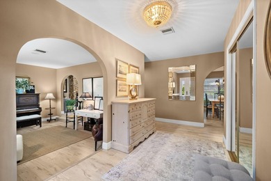 Priced to Sell! This is your Opportunity in Jacaranda Country - photo 5