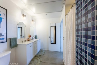 The iconic Temple Lofts complex delivers the original - photo 37