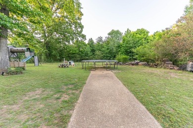 Spacious Brick Home in Town | Batesville, Arkansas Updated - photo 50
