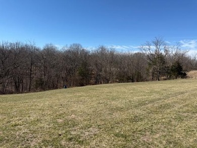 Beautiful 1.21-acre lot located in the quiet cul-de-sac of - photo 2